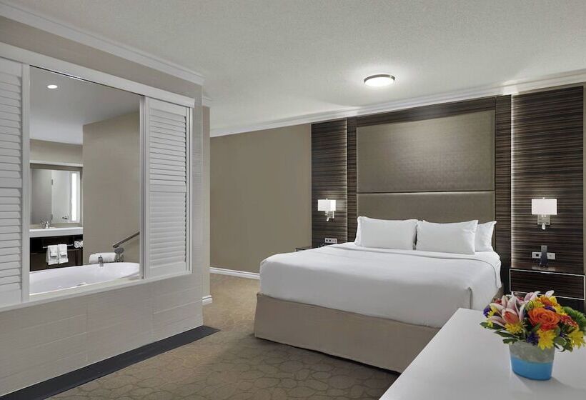 Delta Hotels By Marriott Edmonton Centre Suites