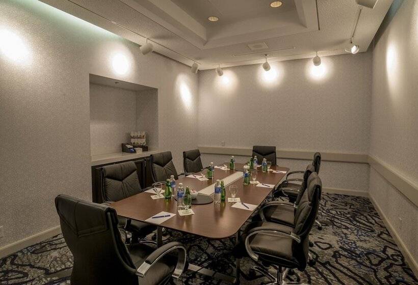 Delta Hotels By Marriott St. John S Conference Centre