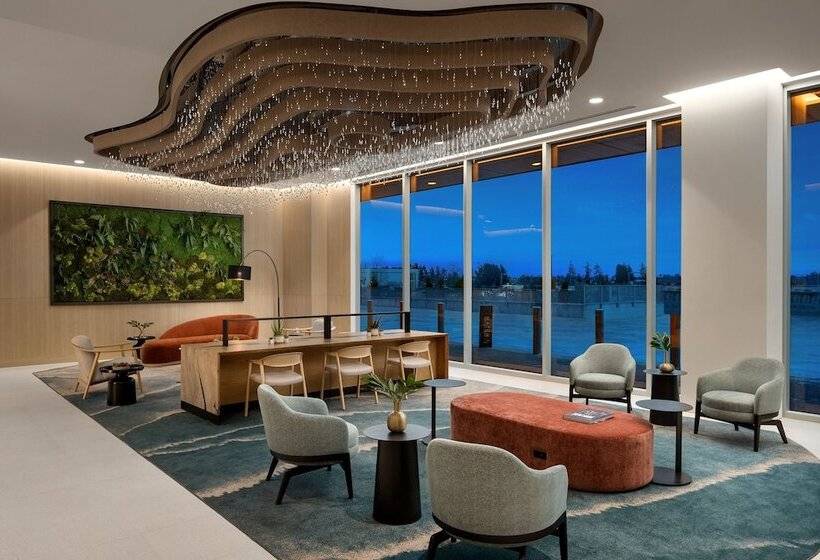 Delta Hotels By Marriott Vancouver Delta