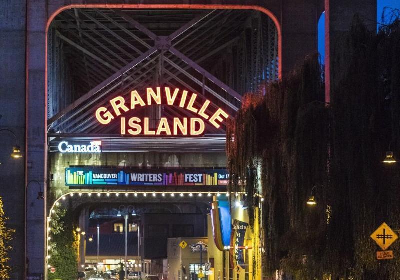 Delta Hotels By Marriott Vancouver Downtown Suites