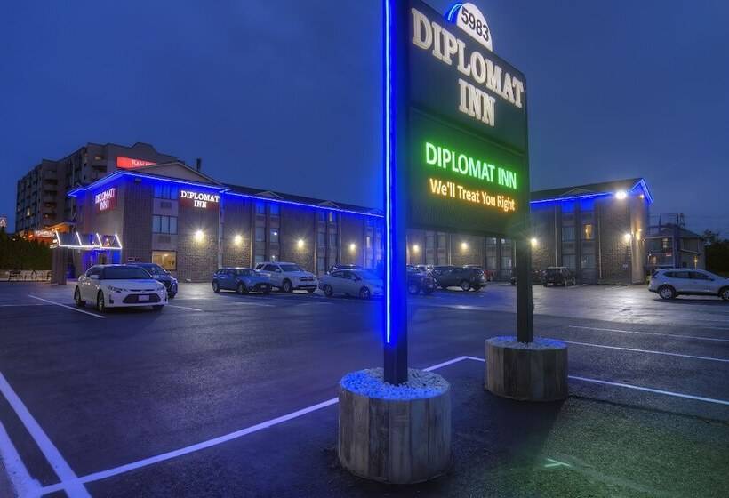 فندق Diplomat Inn