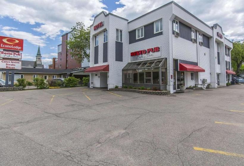 Отель Econo Lodge La Malbaie