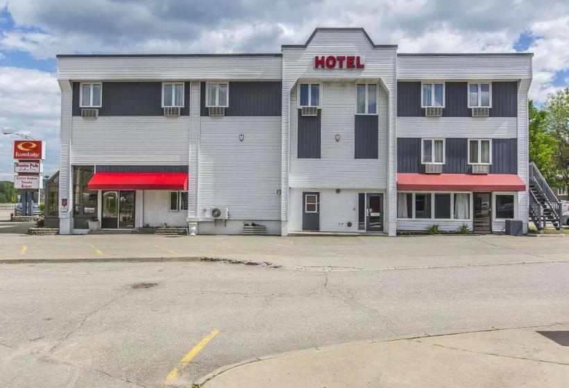 Отель Econo Lodge La Malbaie