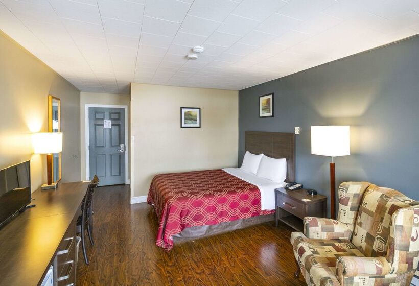 فندق Econo Lodge Miramichi