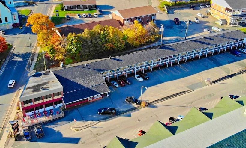 فندق Econo Lodge Miramichi