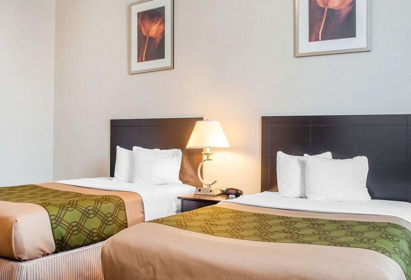 فندق Woodstock Inn And Suites