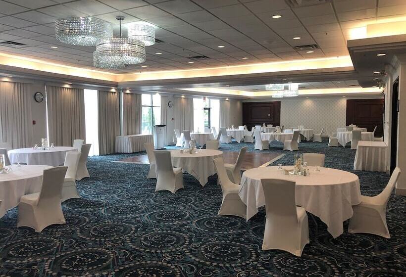 Executive Suites Hotel & Conference Center, Metro Vancouver