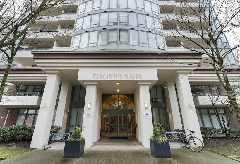 Executive Hotel Vancouver Airport