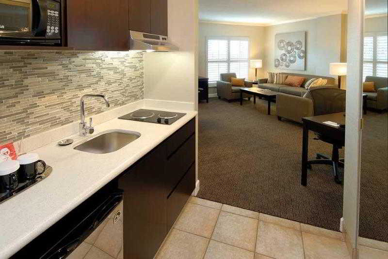 Grand Park Hotel & Suites Downtown Vancouver, Ascend Hotel Collection