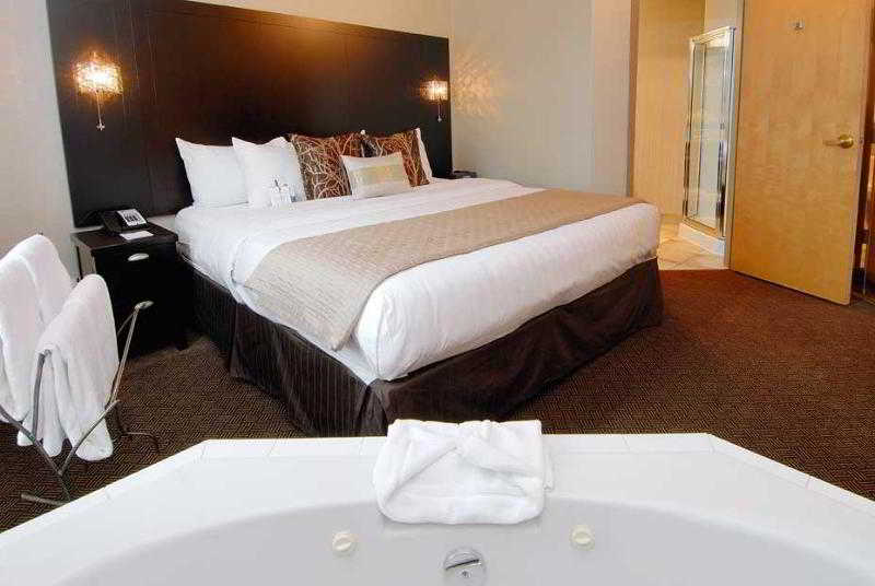Grand Park Hotel & Suites Downtown Vancouver, Ascend Hotel Collection