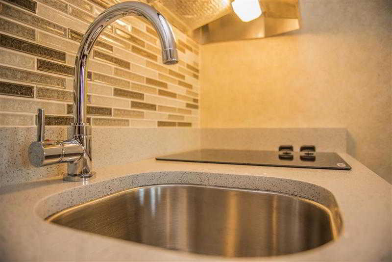 Grand Park Hotel & Suites Downtown Vancouver, Ascend Hotel Collection