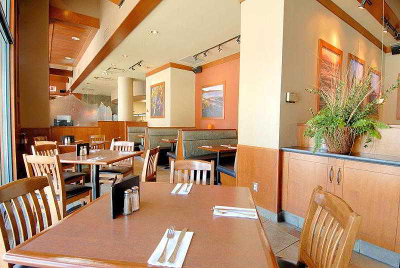 Grand Park Hotel & Suites Downtown Vancouver, Ascend Hotel Collection