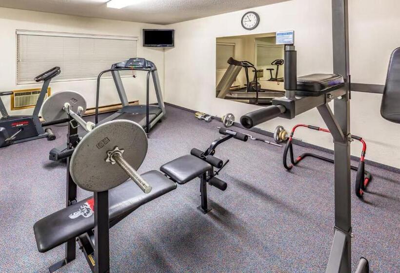 בית מלון כפרי Howard Johnson By Wyndham Fort St. John