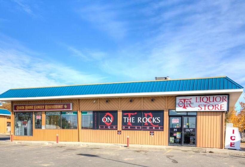 בית מלון כפרי Howard Johnson By Wyndham Fort St. John