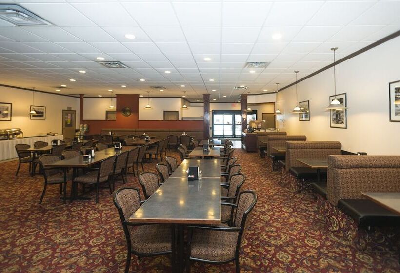 בית מלון כפרי Days Inn By Wyndham Drayton Valley