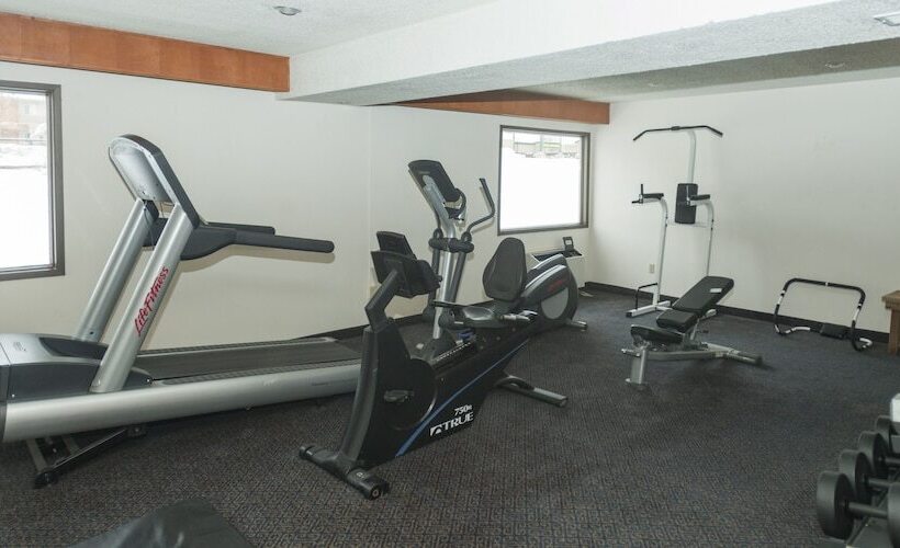 בית מלון כפרי Days Inn By Wyndham Drayton Valley