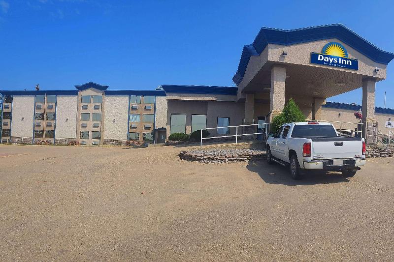 בית מלון כפרי Days Inn By Wyndham Drayton Valley