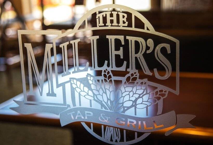 فندق Maritime Inn Port Hawkesbury