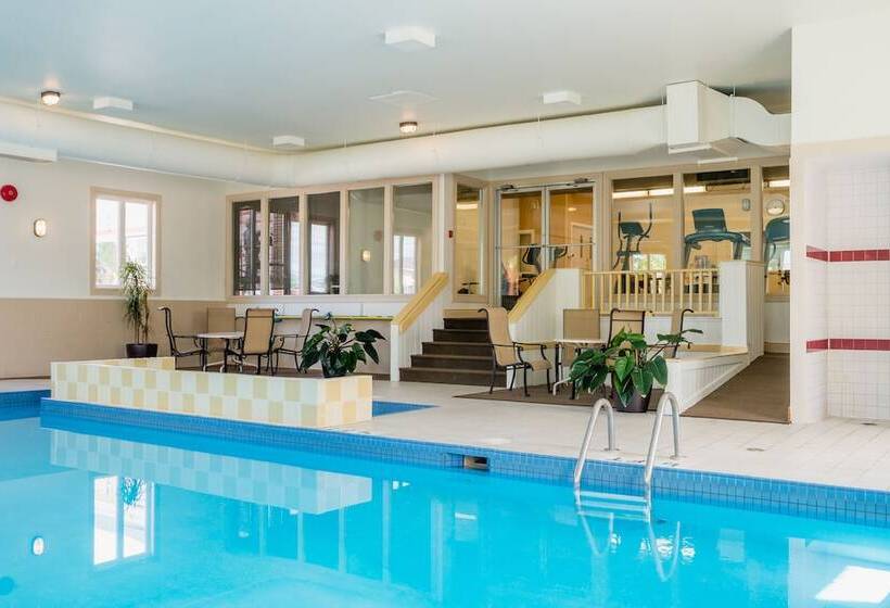 فندق Maritime Inn Port Hawkesbury