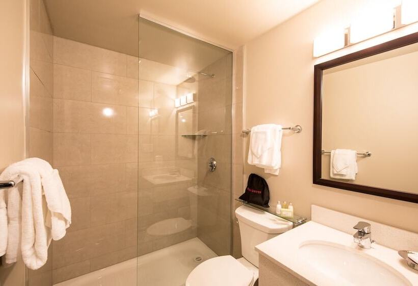 Prestige Oceanview Hotel Prince Rupert