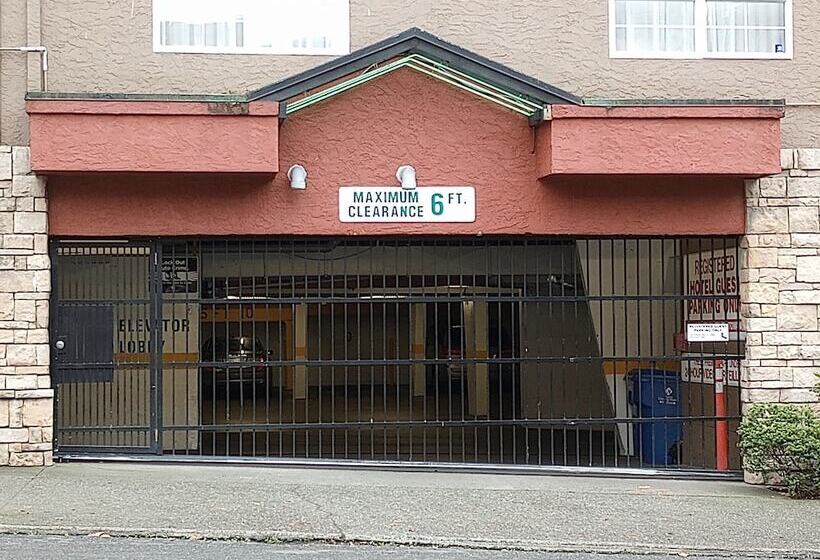 호텔 Quality Inn Downtown Inner Harbour