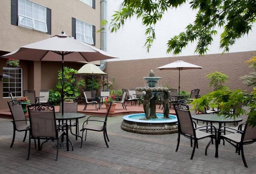 호텔 Quality Inn Downtown Inner Harbour