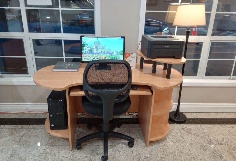 호텔 Quality Inn Downtown Inner Harbour