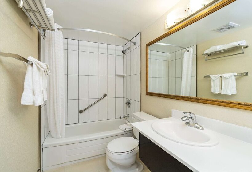 호텔 Quality Inn Downtown Inner Harbour