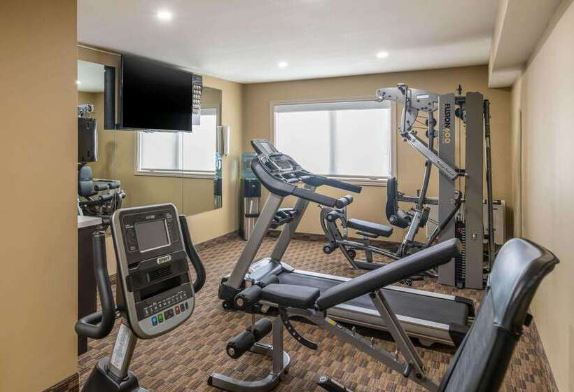 هتل Quality Inn & Suites