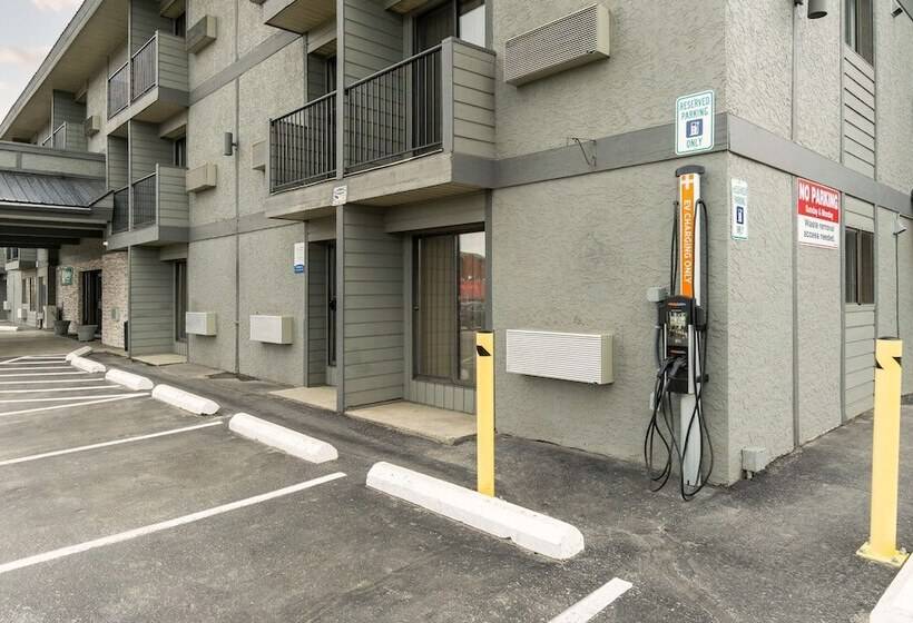 酒店 Quality Inn & Suites