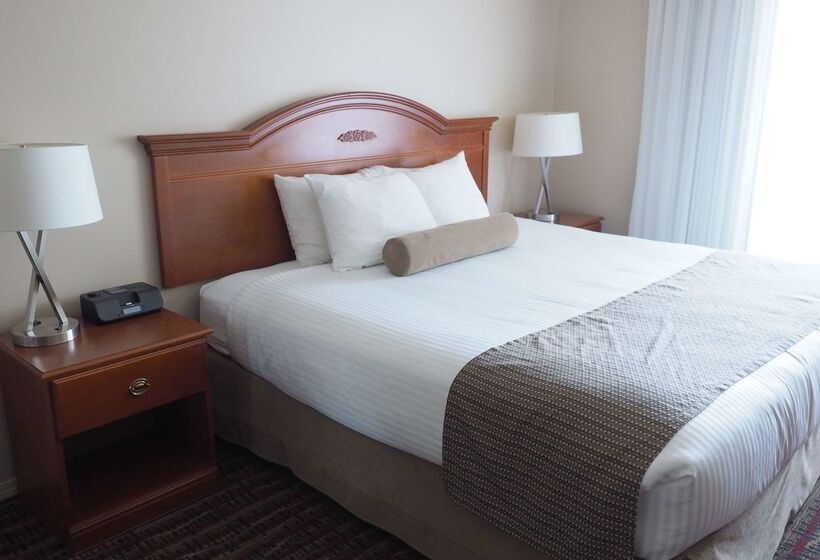 בית מלון כפרי Ramada By Wyndham Campbell River