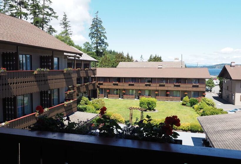 فندق Ramada By Wyndham Campbell River