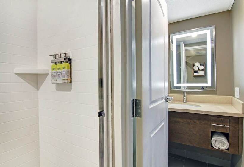 فندق Staybridge Suites Toronto   Vaughan South By Ihg