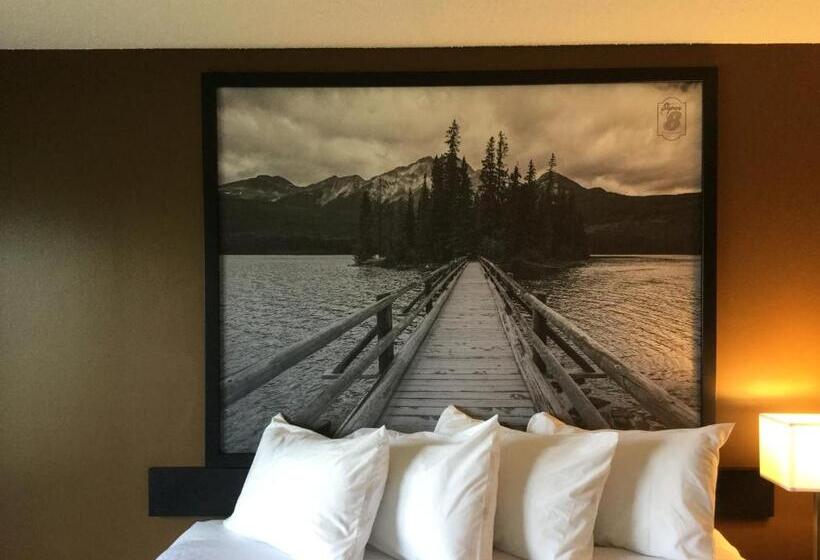 فندق Super 8 By Wyndham Spruce Grove