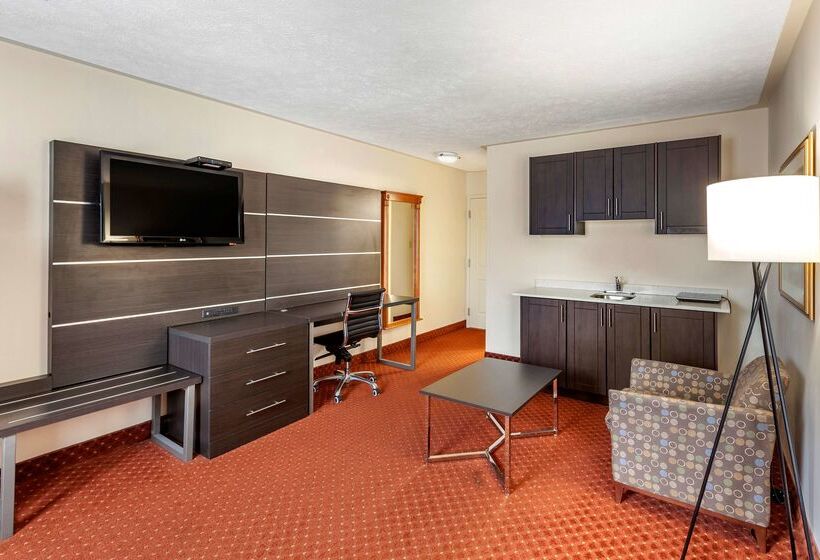 Surestay Plus Hotel By Best Western Kincardine