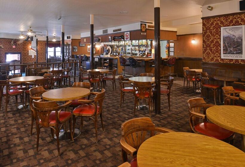 Hotel The Downtown, A Coast