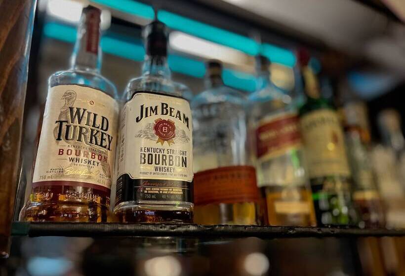 Hotel The Downtown, A Coast