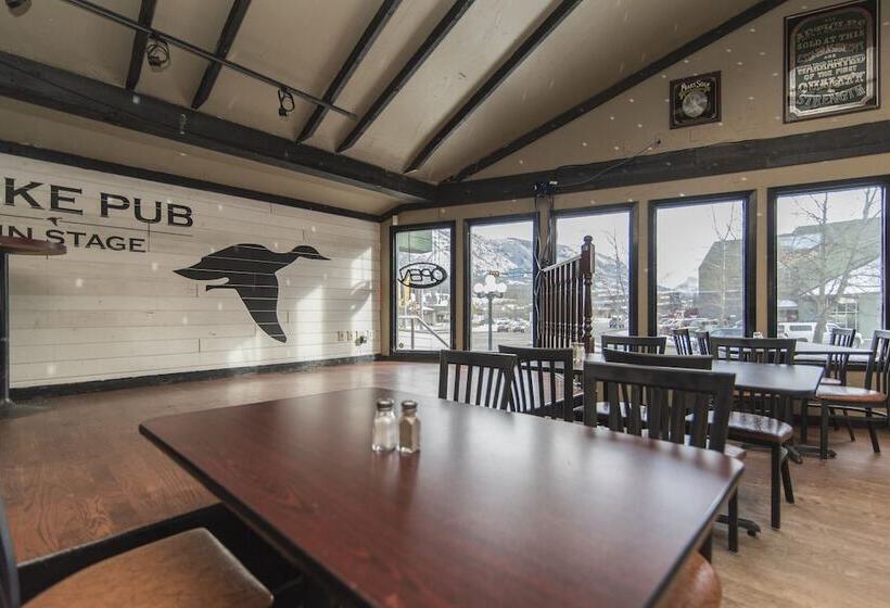 Отель The Drake Inn