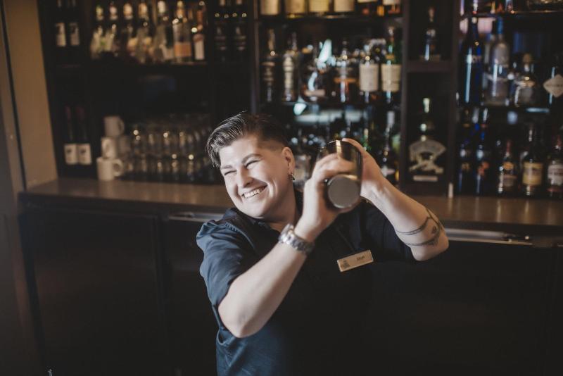 فندق The Explorer