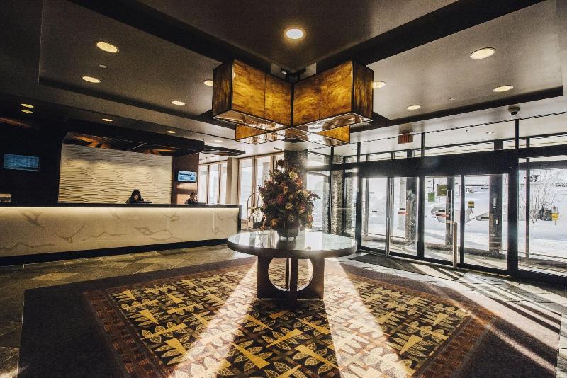 فندق The Explorer