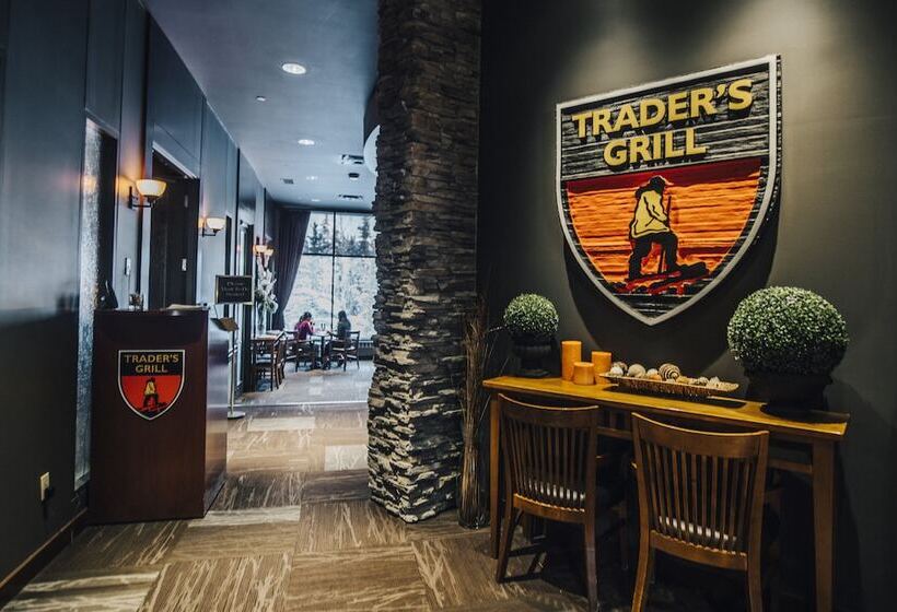 فندق The Explorer