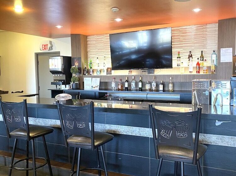 酒店 The George Dawson Inn & Conference Centre