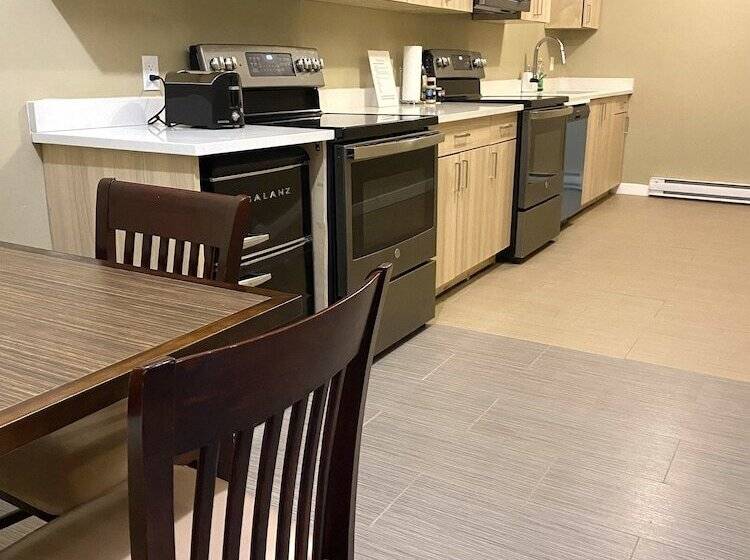 酒店 The George Dawson Inn & Conference Centre