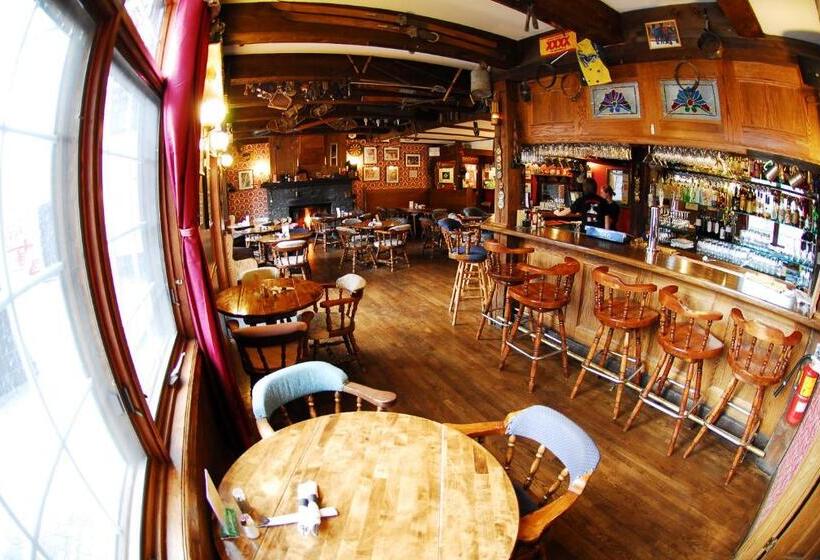 בית מלון כפרי The Georgetown Inn