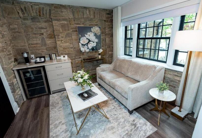 酒店 The Glenerin Inn