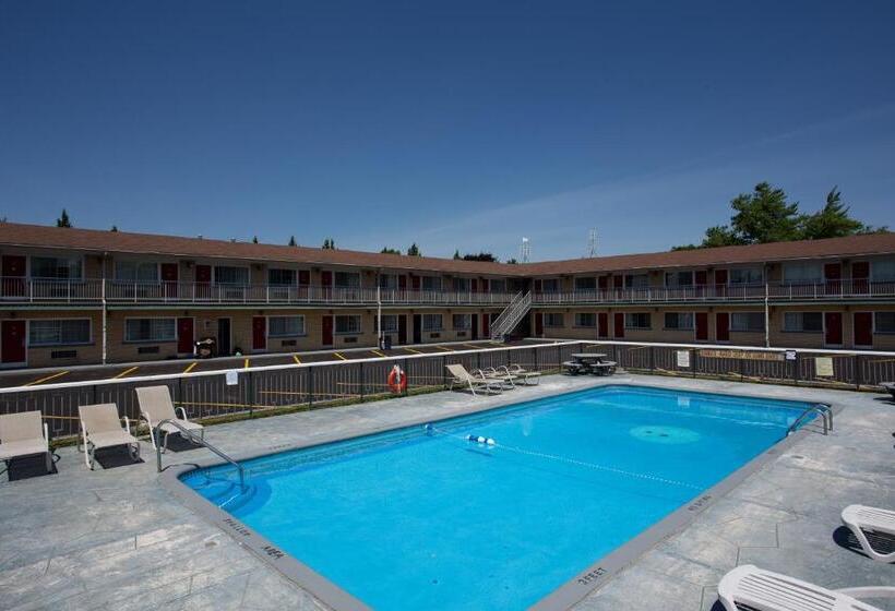 ホテル Rockwell Resort