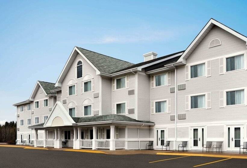 酒店 Travelodge Suites By Wyndham Moncton