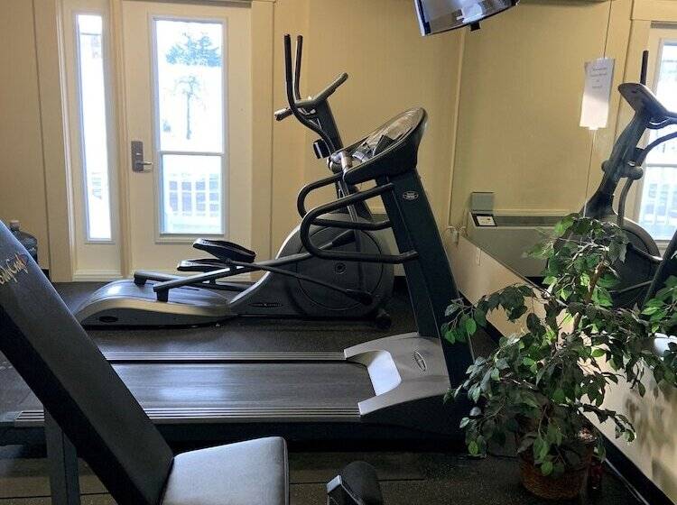 酒店 Travelodge Suites By Wyndham Moncton