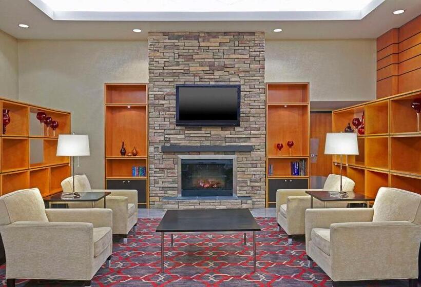 Grand Park Hotel Vancouver Airport, Ascend Hotel Collection