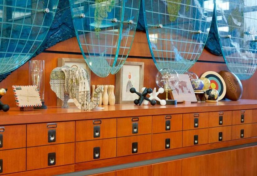 Grand Park Hotel Vancouver Airport, Ascend Hotel Collection